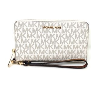 Michael Kors Jet Set Travel Medium Zip Around Phone Holder Wallet